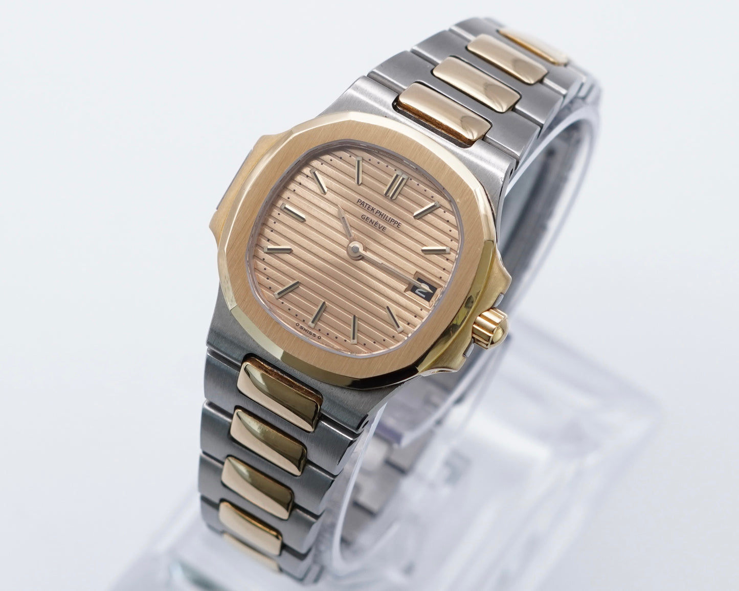 Patek Philippe - Lady Nautilus (Ref.: 4700/1)